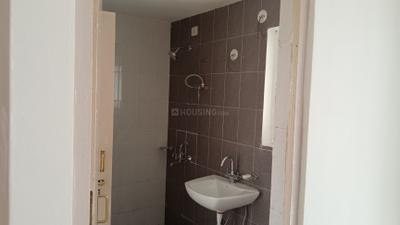 Bathroom Image of 1250 Sq.ft 2 BHK Apartment / Flat for sale in Siddharth Vihar Ghaziabad for Rs. 12000000