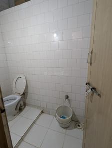Bathroom Image of 2700 Sq.ft 4 BHK Villa for sale in Ghatlodiya Ahmedabad for Rs. 30000000