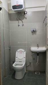Bathroom Image of 650 Sq.ft 1 BHK Apartment / Flat for rent in Whitefield Bengaluru for Rs. 25000