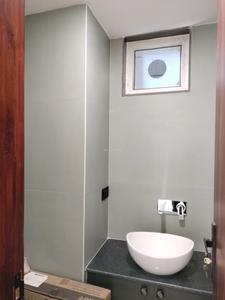 Common Bathroom Image of 2000 Sq.ft 3 BHK Apartment / Flat for sale in Princess Park Apartment, Sector 6 Dwarka New Delhi for Rs. 36000000