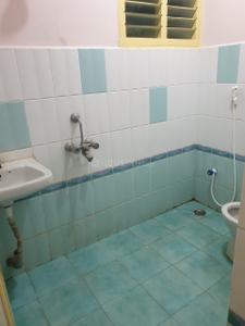 Bathroom Image of 1214 Sq.ft 3 BHK Apartment / Flat for rent in Viswanathapuram Madurai for Rs. 18000