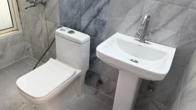 Image of 1630 Sq.ft 3 BHK Apartment / Flat for rent in Keltech Golf Vista, Crossings Republik, Ghaziabad for Rs. 25000