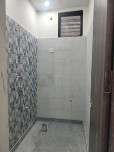 Common Bathroom Image of 800 Sq.ft 2 BHK Apartment / Flat for sale in CI Golf City, Kambakshpur Noida for Rs. 3067000
