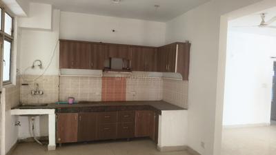 Kitchen Image of 1750 Sq.ft 4 BHK Apartment / Flat for rent in Ajnara Gen X, Crossings Republik Ghaziabad for Rs. 24000
