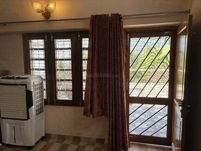 Hall Image of 400 Sq.ft 1 RK Independent House for rent in Sector 20 Noida for Rs. 16000