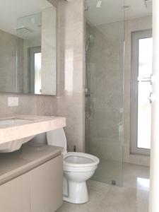 Common Bathroom Image of 1000 Sq.ft 3 BHK Apartment / Flat for rent in Hiranandani Canary, Hiranandani Estate Thane for Rs. 60000