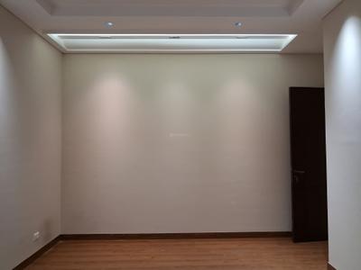 Bedroom Image of 2700 Sq.ft 4 BHK Builder Floor for sale in Paschim Vihar New Delhi for Rs. 50000000