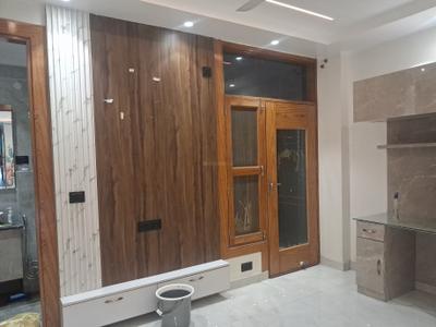 Bedroom Image of 1400 Sq.ft 3 BHK Builder Floor for sale in Indirapuram Ghaziabad for Rs. 14000000