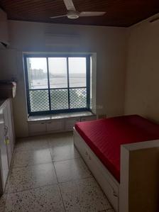 Bedroom Image of 1900 Sq.ft 3 BHK Apartment / Flat for rent in Cuffe Parade Mumbai for Rs. 500000