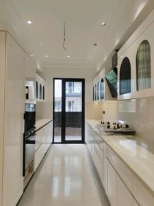 Kitchen Image of 2700 Sq.ft 4 BHK Builder Floor for sale in Ansal Versalia, Sector 67 Gurgaon for Rs. 28500000