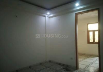 Bedroom Image of 1000 Sq.ft 3 BHK Builder Floor for sale in Jamia Nagar New Delhi for Rs. 9000000