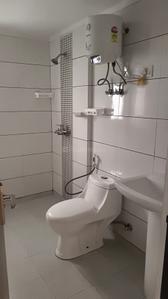 Image of 1495 Sq.ft 3 BHK Apartment / Flat for rent in Gulshan Ikebana, Sector 143, Noida for Rs. 40000