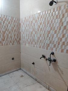 Image of 1800 Sq.ft 3 BHK Builder Floor for rent in Sector 46, Noida for Rs. 40000