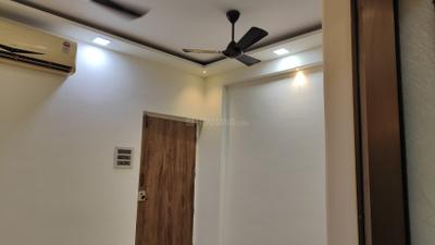 Living Room Image of 550 Sq.ft 1 BHK Apartment / Flat for rent in Lower Parel Mumbai for Rs. 60000