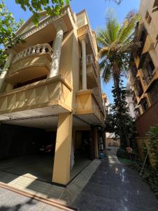 6 BHK Independent House