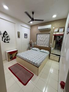 Bedroom Image of 990 Sq.ft 2 BHK Apartment / Flat for sale in Vastrapur Ahmedabad for Rs. 6500000