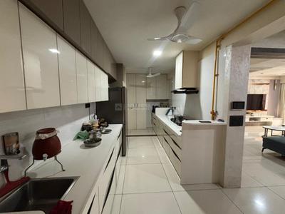 Kitchen Image of 3230 Sq.ft 4 BHK Apartment / Flat for sale in Shilp Shaligram, Vastrapur Ahmedabad for Rs. 35100000