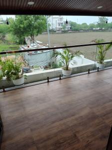 Balcony Image of 4000 Sq.ft 3 BHK Villa for rent in Aarone York Villa, County Walk Township Indore for Rs. 50000