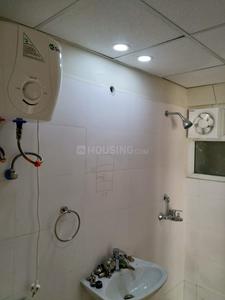 Bathroom Image of 1380 Sq.ft 3 BHK Apartment / Flat for rent in Paramount Emotions, Noida Extension Greater Noida for Rs. 23000