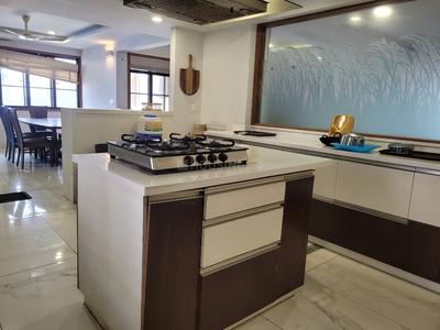 Kitchen Image of 4600 Sq.ft 5 BHK Duplex for sale in Panampilly Nagar Kochi for Rs. 30000000