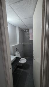 Bathroom Image of 775 Sq.ft 2 BHK Apartment / Flat for rent in Bibwewadi Pune for Rs. 27000