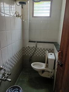 Bathroom Image of 1400 Sq.ft 3 BHK Apartment / Flat for rent in West Mambalam Chennai for Rs. 42000