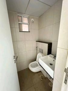 Bathroom Image of 1500 Sq.ft 3 BHK Apartment / Flat for rent in Jule Solapur for Rs. 28000
