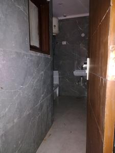 Common Bathroom Image of 800 Sq.ft 2 BHK Builder Floor for rent in Neb Sarai New Delhi for Rs. 24000