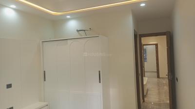 Bedroom Image of 1650 Sq.ft 3 BHK Builder Floor for rent in Pitampura New Delhi for Rs. 73000
