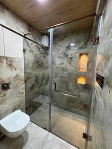 Bathroom Image of 1010 Sq.ft 2 BHK Apartment / Flat for sale in Om Sai Chembur Jeevan Deep CHSL, Chembur Mumbai for Rs. 21000000