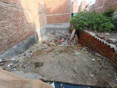 Image of 450 Sq.ft Residential Plot / Land for sale in Sangam Vihar, New Delhi for Rs. 1800000