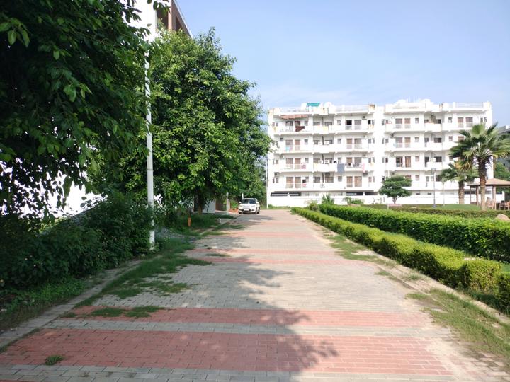 Sector 77 Main Image 1
