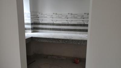 Kitchen Image of 850 Sq.ft 2 BHK Apartment / Flat for sale in Ghoramara Guwahati for Rs. 4200000