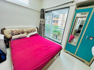 Bedroom Image of 699 Sq.ft 2 BHK Apartment / Flat for rent in Royal Oasis, Malad West Mumbai for Rs. 60000