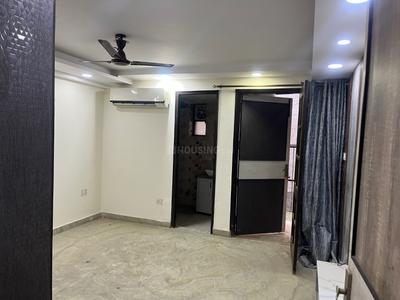 Bedroom Image of 1850 Sq.ft 3 BHK Builder Floor for rent in Mansarover Garden New Delhi for Rs. 55000