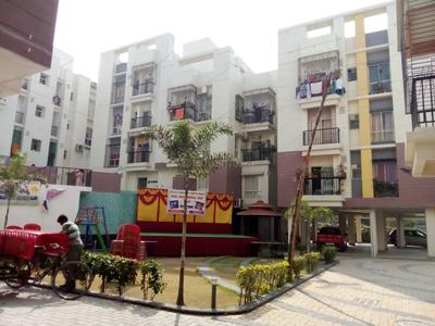 Image of 879 Sq.ft 2 BHK Apartment / Flat for sale in Eden Tolly Gardenia, Thakuranir Chak, Kolkata for Rs. 3300000