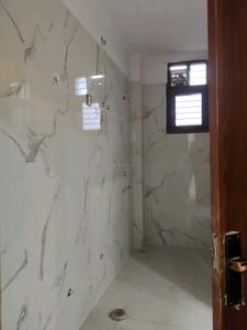 Common Bathroom Image of 1375 Sq.ft 3 BHK Builder Floor for sale in Vasundhara Ghaziabad for Rs. 6171000