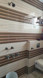 Bathroom Image of 350 Sq.ft 1 RK Independent House for rent in Delta II Greater Noida for Rs. 18000
