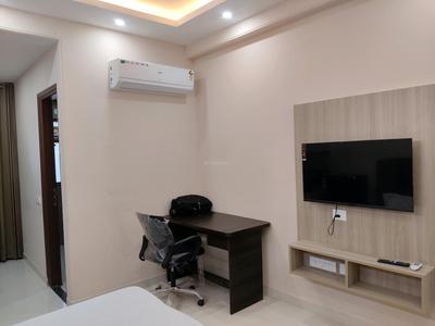 Bedroom Image of 750 Sq.ft 1 RK Builder Floor for rent in DLF Phase 5 Gurgaon for Rs. 25000