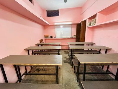 Hall Image of 150 Sq.ft 1 RK Apartment / Flat for rent in Huzur Rewa for Rs. 4000