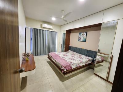 Bedroom Image of 4860 Sq.ft 4 BHK Penthouse for sale in Science City Ahmedabad for Rs. 36500000