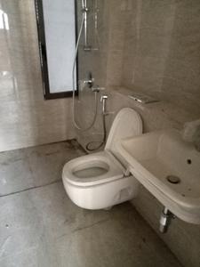 Common Bathroom Image of 1800 Sq.ft 4 BHK Apartment / Flat for rent in Adani Ten BKC, Bandra East Mumbai for Rs. 325000