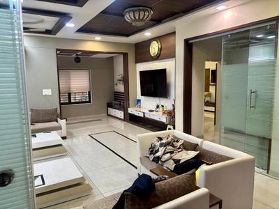 Hall Image of 4560 Sq.ft 4 BHK Independent House for sale in Thaltej Ahmedabad for Rs. 91100000