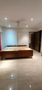 Bedroom Image of 600 Sq.ft 1 BHK Apartment / Flat for rent in Khar West Mumbai for Rs. 95000