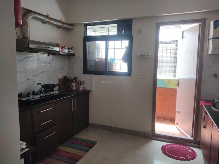 Ahad Silver Crown Main Image 1