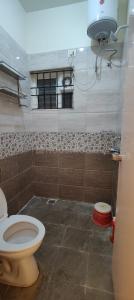 Bathroom Image of 1500 Sq.ft 2 BHK Villa for rent in K Raheja Jade Gardens, Pujanahalli Bengaluru for Rs. 43000