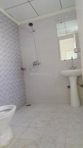 Image of 1350 Sq.ft 3 BHK Apartment / Flat for rent in Gaur City 7th Avenue, Noida Extension, Greater Noida for Rs. 28000