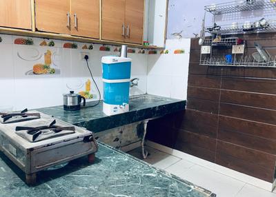 Kitchen Image of 1500 Sq.ft 2 BHK Independent House for rent in Kampoo Gwalior for Rs. 10000