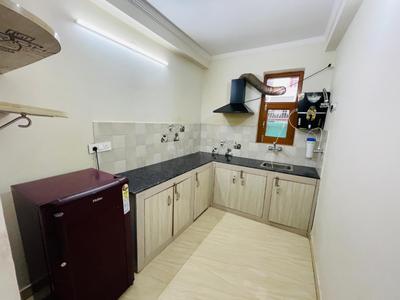 Kitchen Image of 950 Sq.ft 1 RK Apartment / Flat for rent in Sector 46 Gurgaon for Rs. 22000