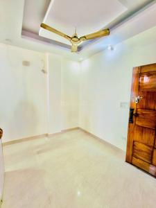 Bedroom Image of 800 Sq.ft 2 BHK Builder Floor for rent in New Ashok Nagar New Delhi for Rs. 22000
